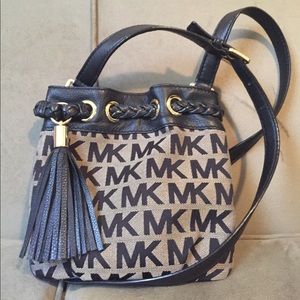 Michael Kors cross body